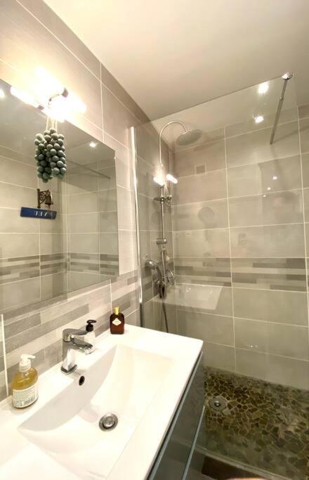 Appartement Chaleureux Entre Zola Et Proce. نانت المظهر الخارجي الصورة
